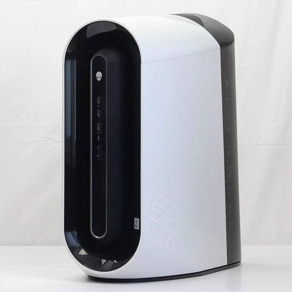 ゲーマー必見！】人気のAlienware Aurora R11 (中古) が入荷
